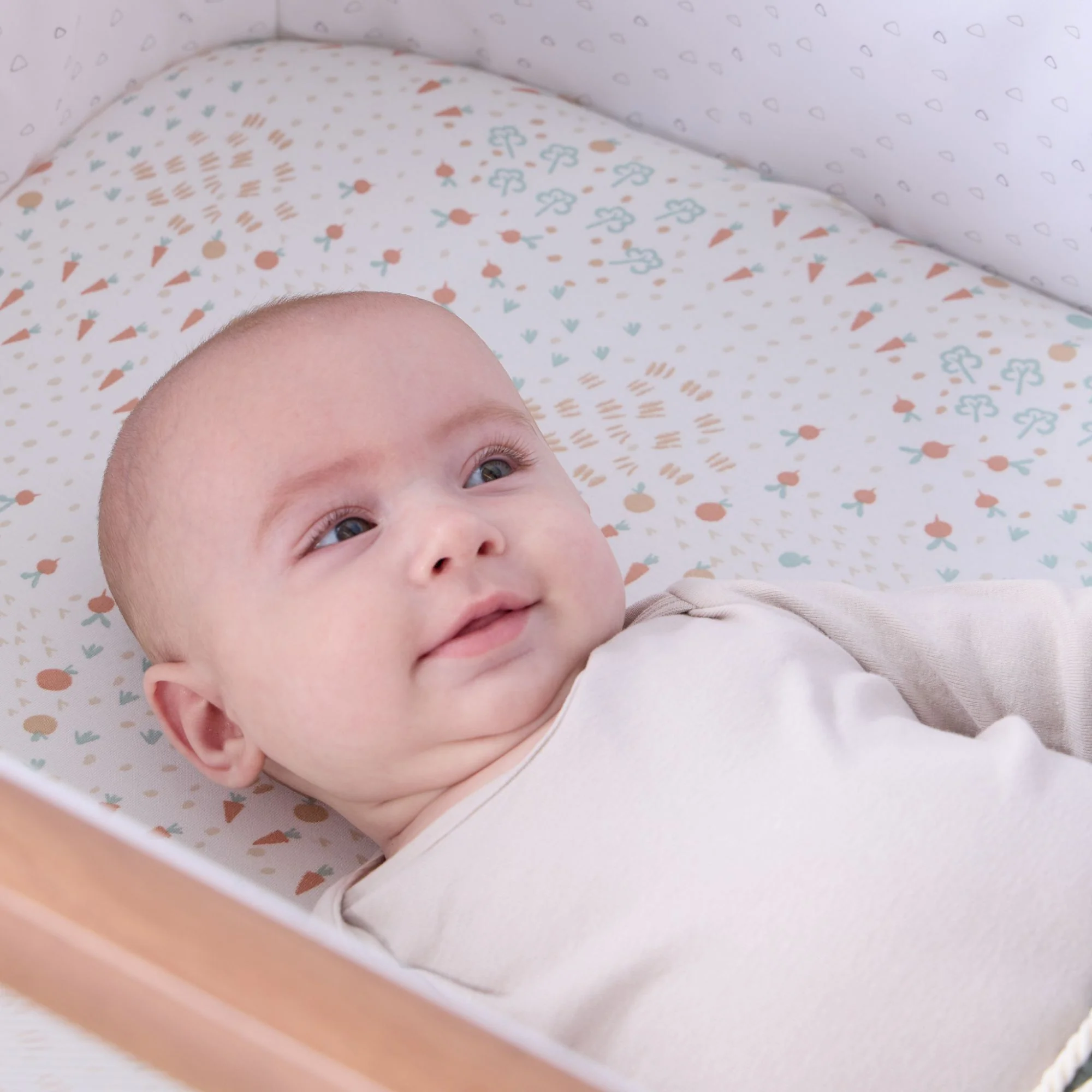 Bedside Crib Fitted Sheets 2pk - Image 4