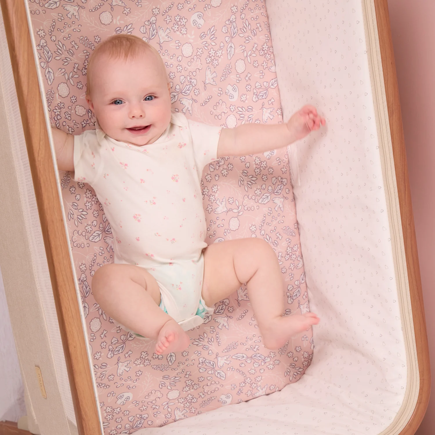 Bedside Crib Fitted Sheets 2pk - Image 4