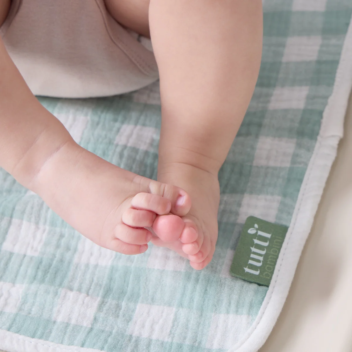 Changing Mat Liner 2pk - Image 3