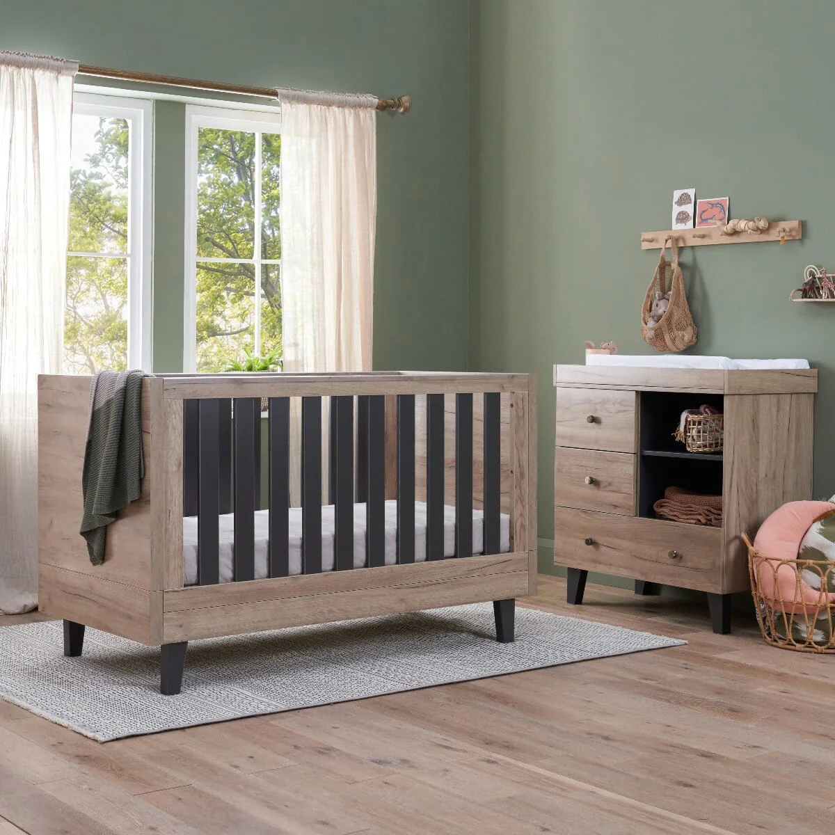 Como 2 Piece Room Set