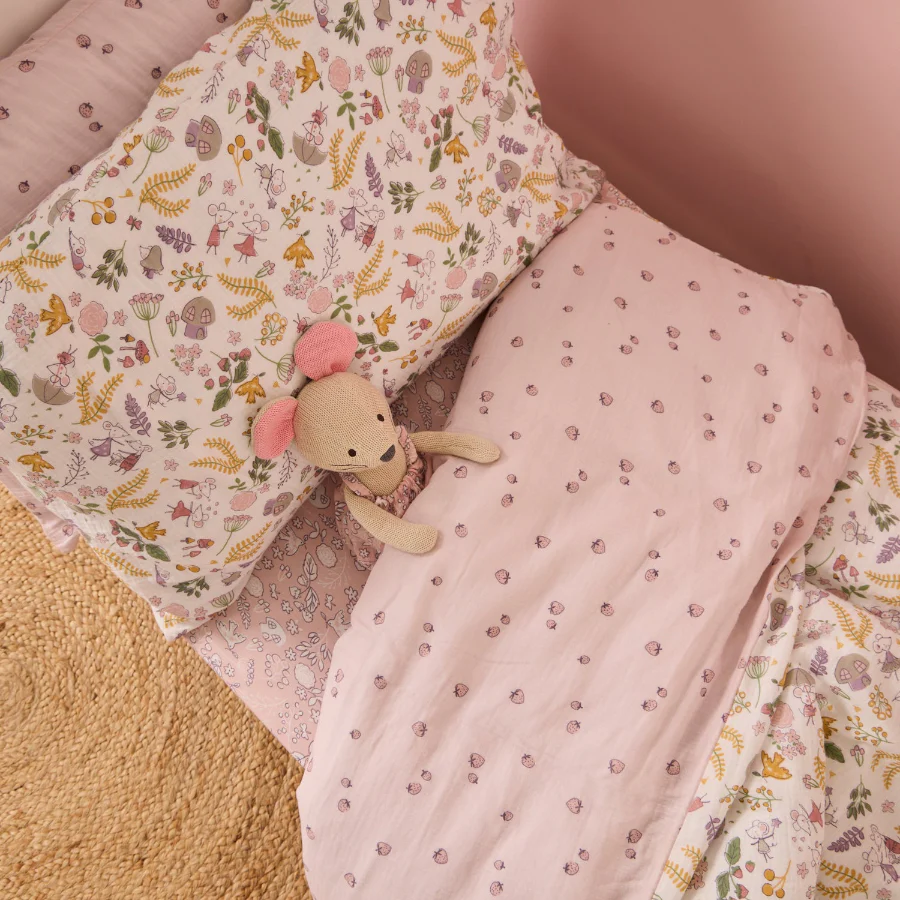 Cot Bed Duvet Cover & Pillowcase Set - Image 3