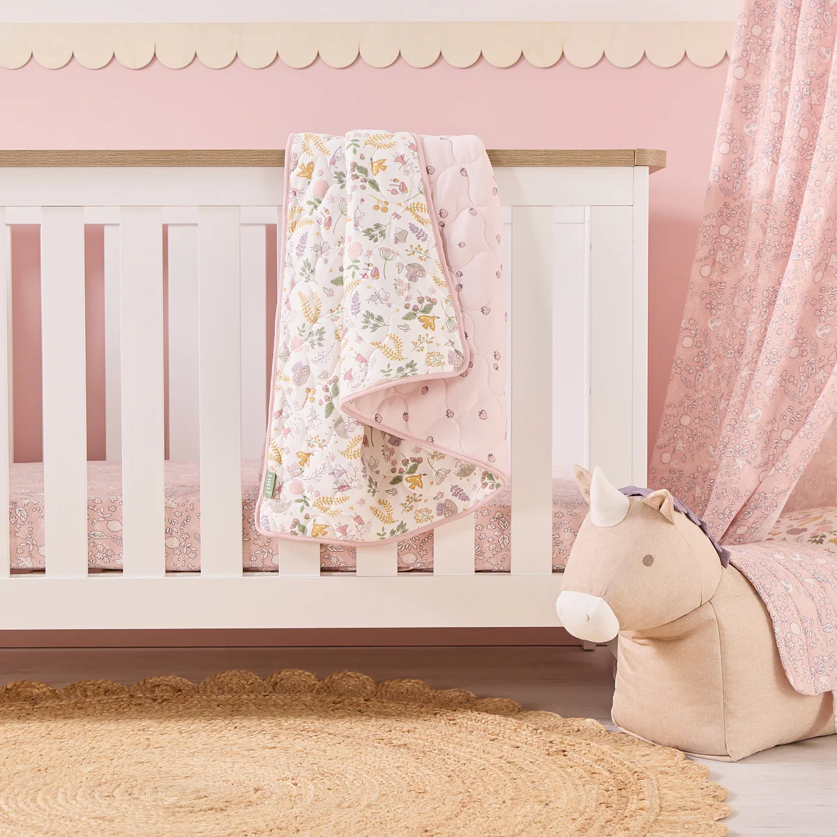 Cot/Cot Bed Coverlet - Image 3