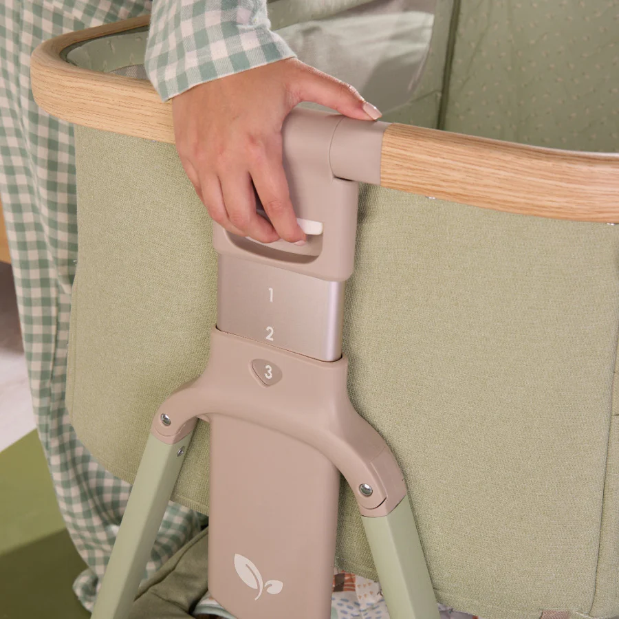 CoZee Air 2 Bedside Crib - Image 6
