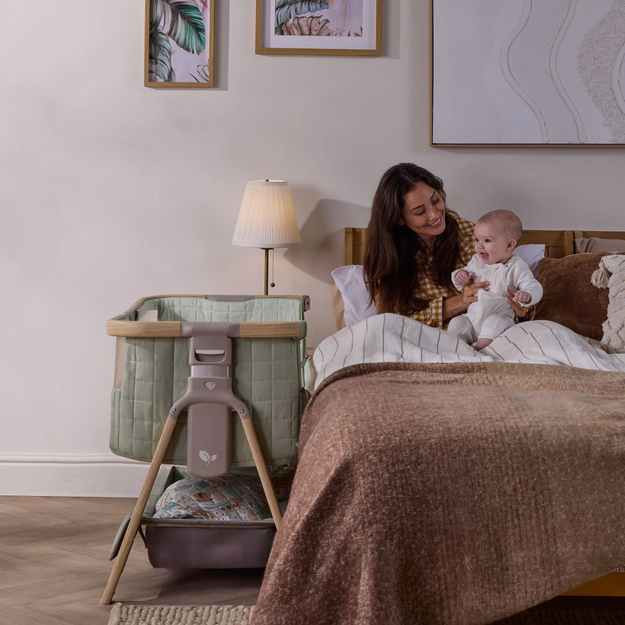 CoZee Sense Bedside Crib - Image 5