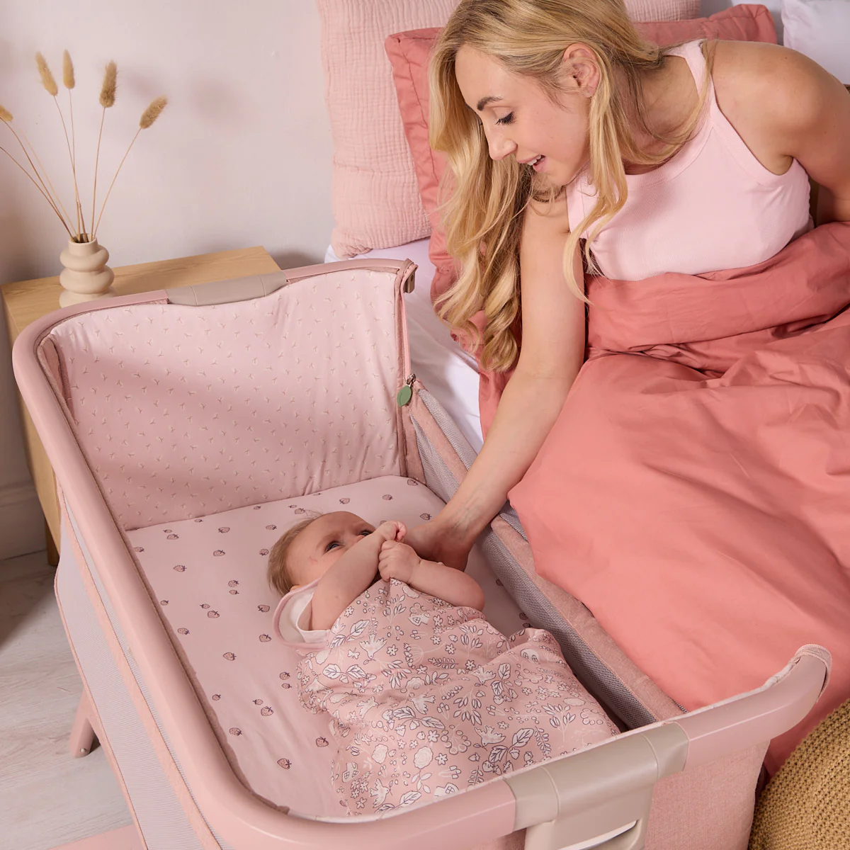 CoZee Zen Bedside Crib - Image 3