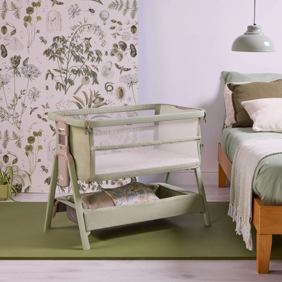 CoZee Zen Bedside Crib