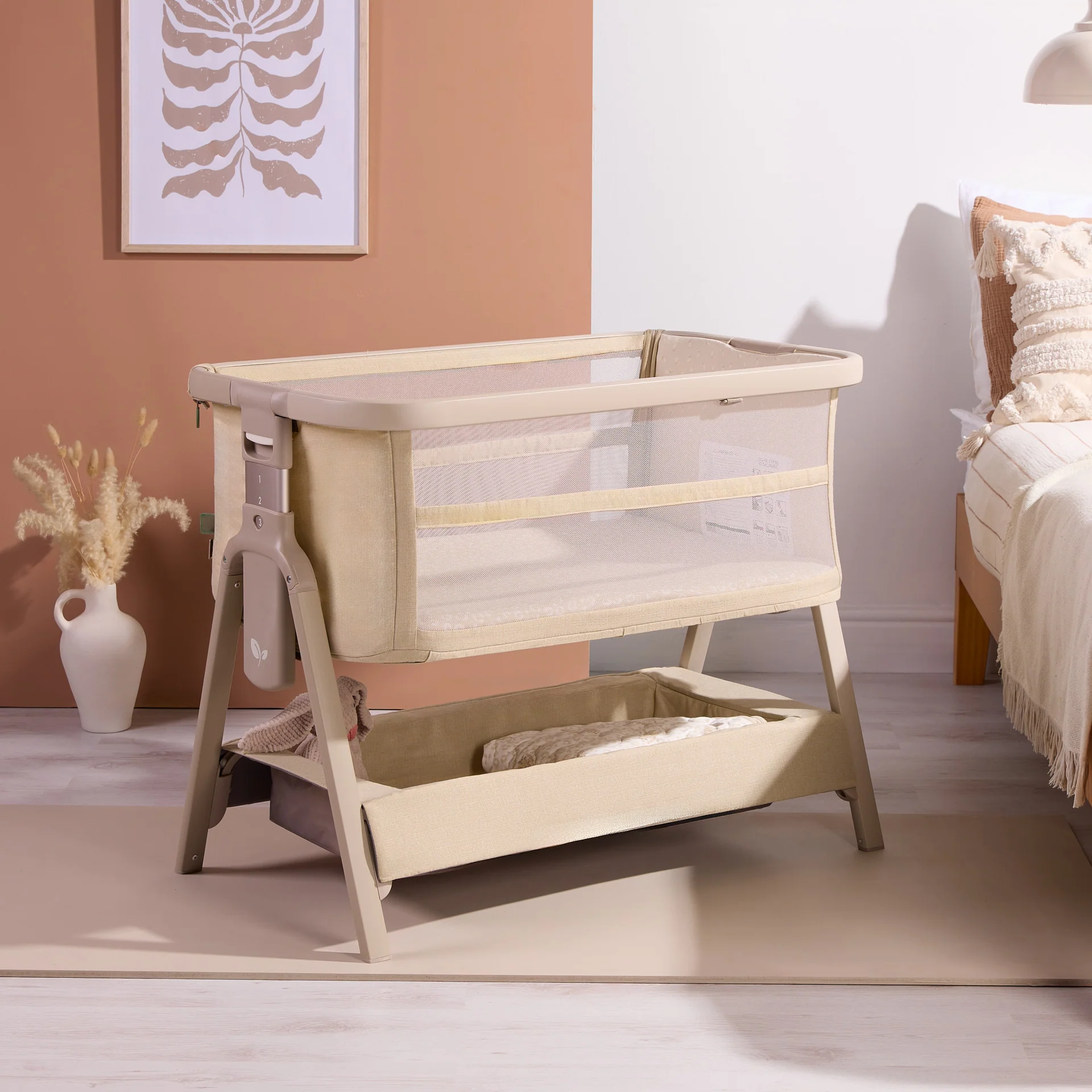 CoZee Zen Bedside Crib