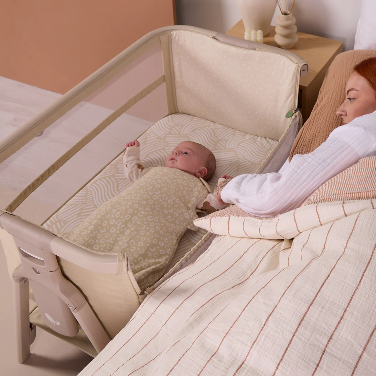 CoZee Zen Bedside Crib - Image 5