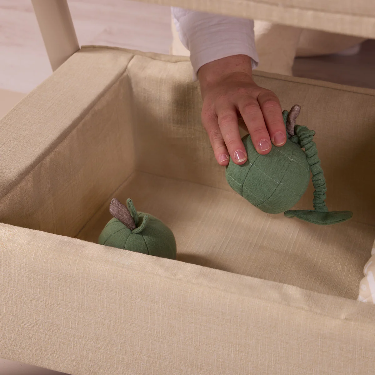 CoZee Zen Bedside Crib - Image 6