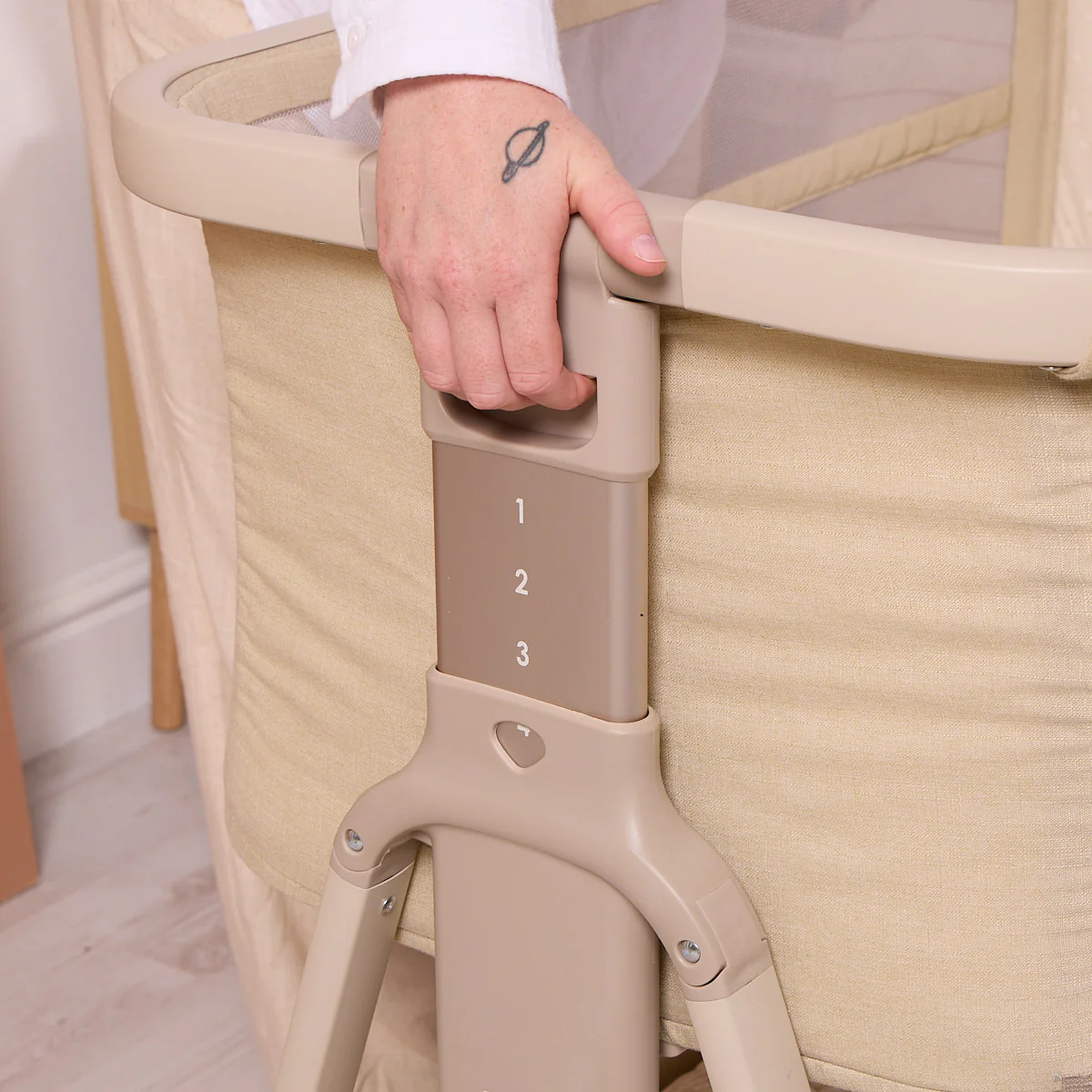 CoZee Zen Bedside Crib - Image 7