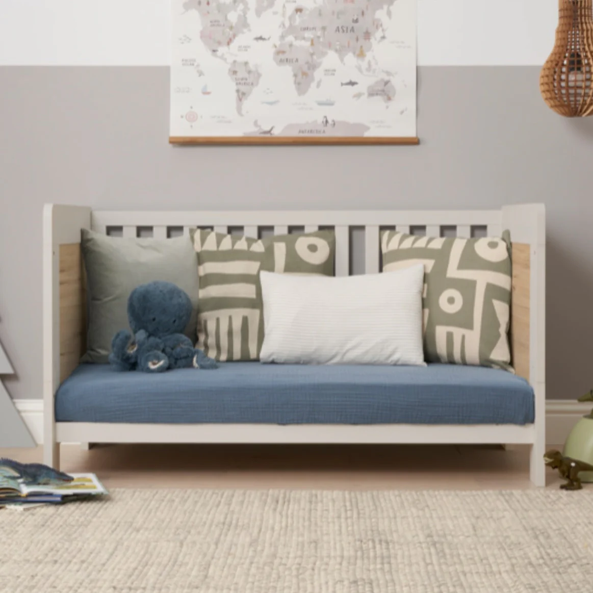 Supreme Alba Cot Bed, Mattress & Bedding Bundle - Image 5