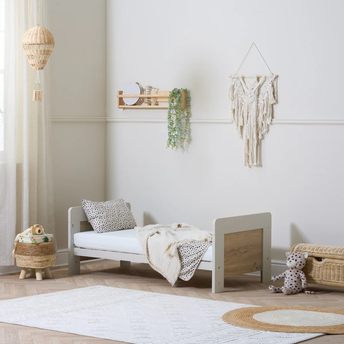 Essentials Alba Cot Bed - Image 3
