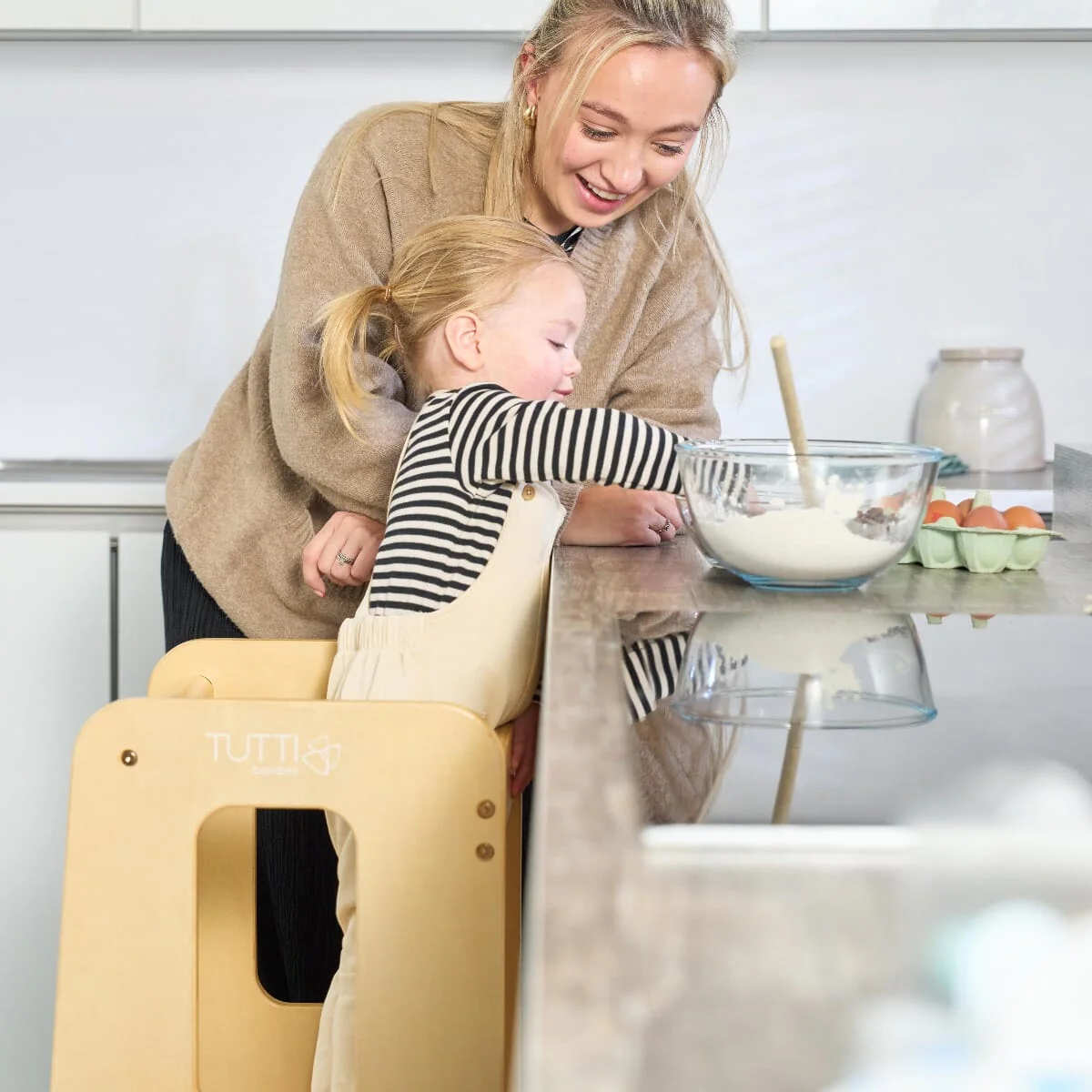 Helping Hands Montessori Toddler Learning Tower - Image 4