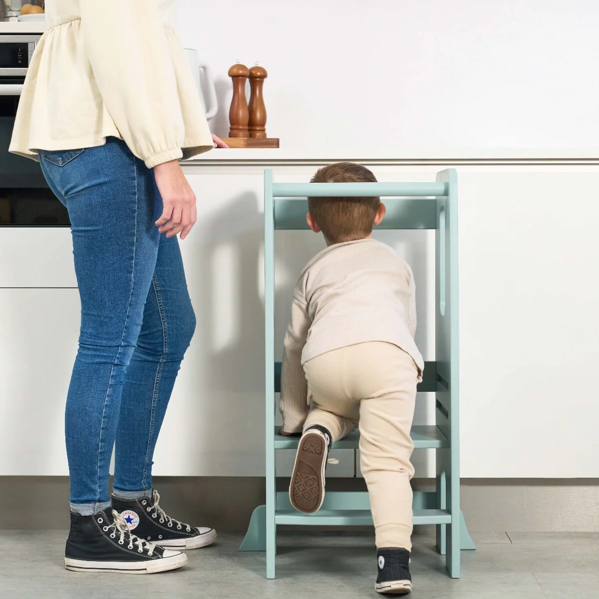 Helping Hands Montessori Toddler Learning Tower - Image 4