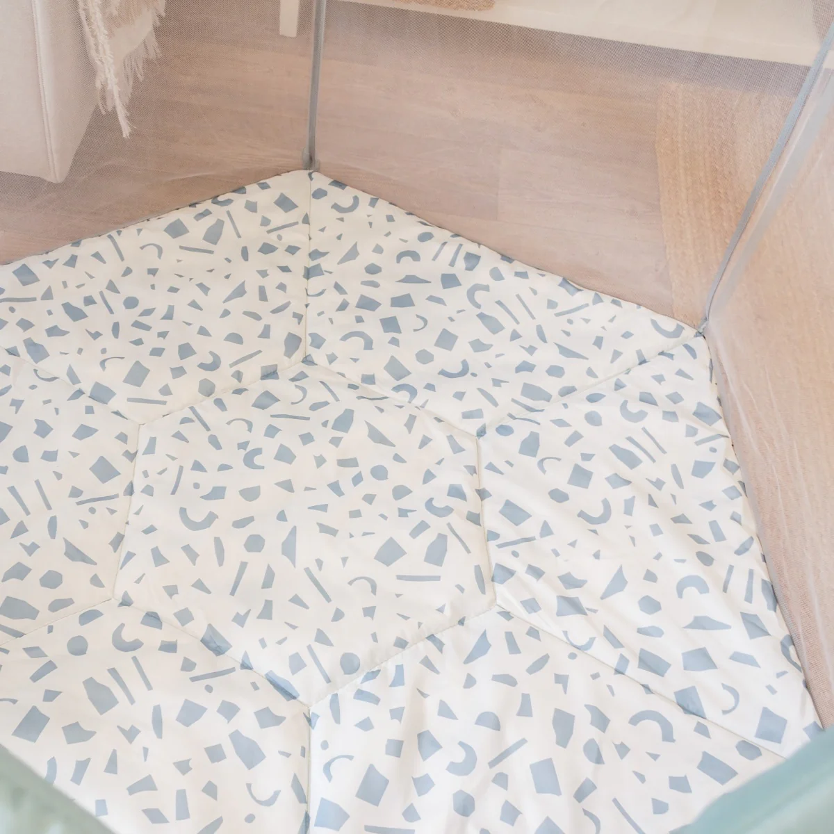 Hexa Playpen – Ocean Stone / Terrazzo - Image 5