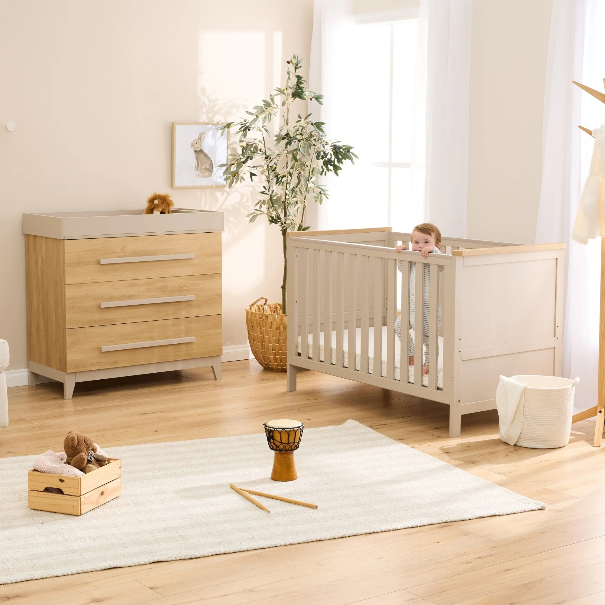 Misha & Hallee 2 Piece Room Set
