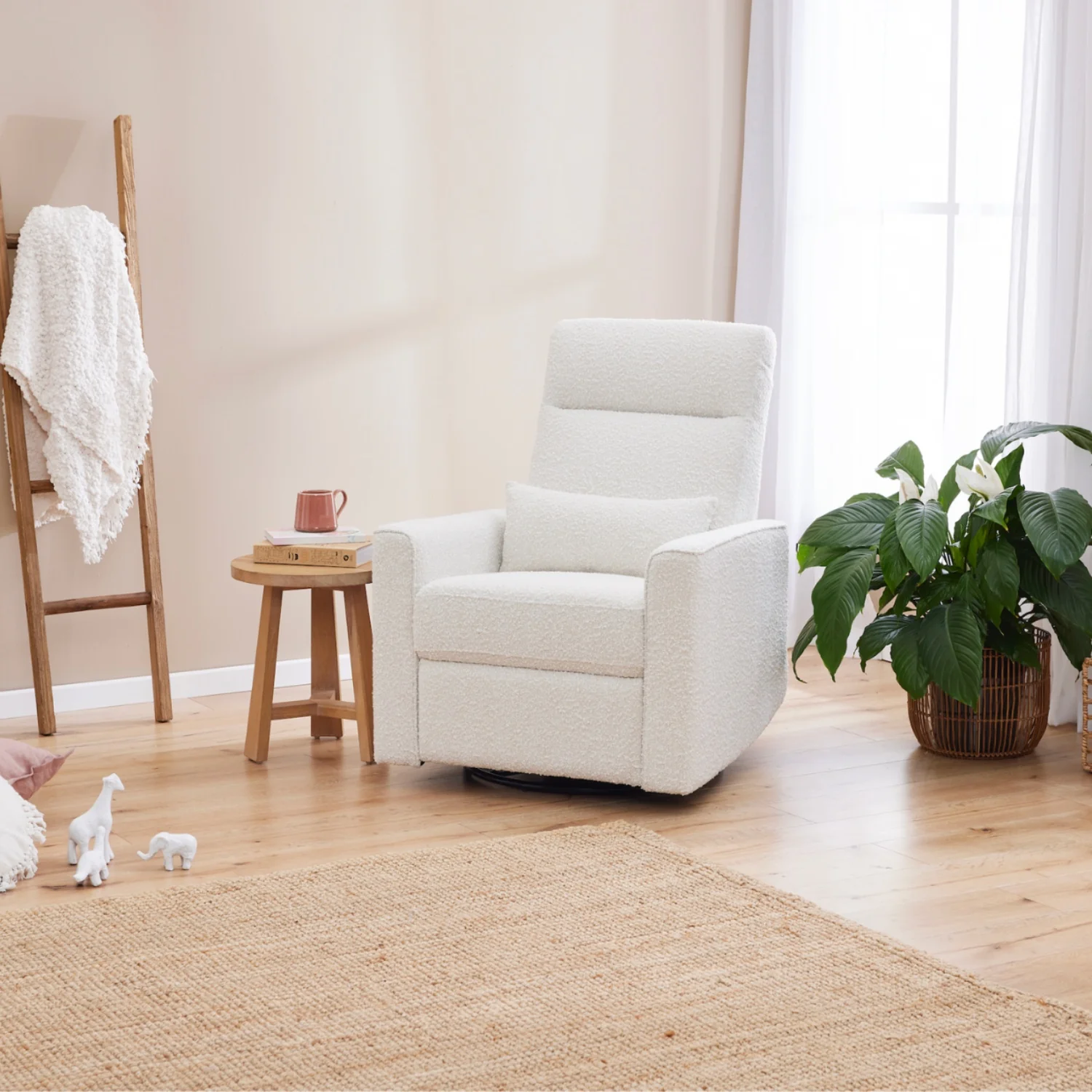 Paige Recliner Glider Nursery Chair - Image 4