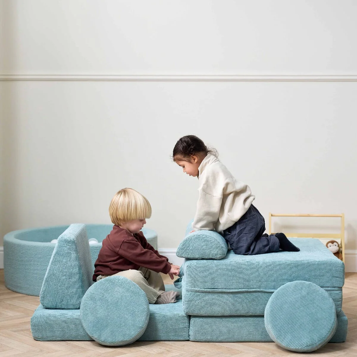 Playrama Montessori Kids Play Sofa - Image 4
