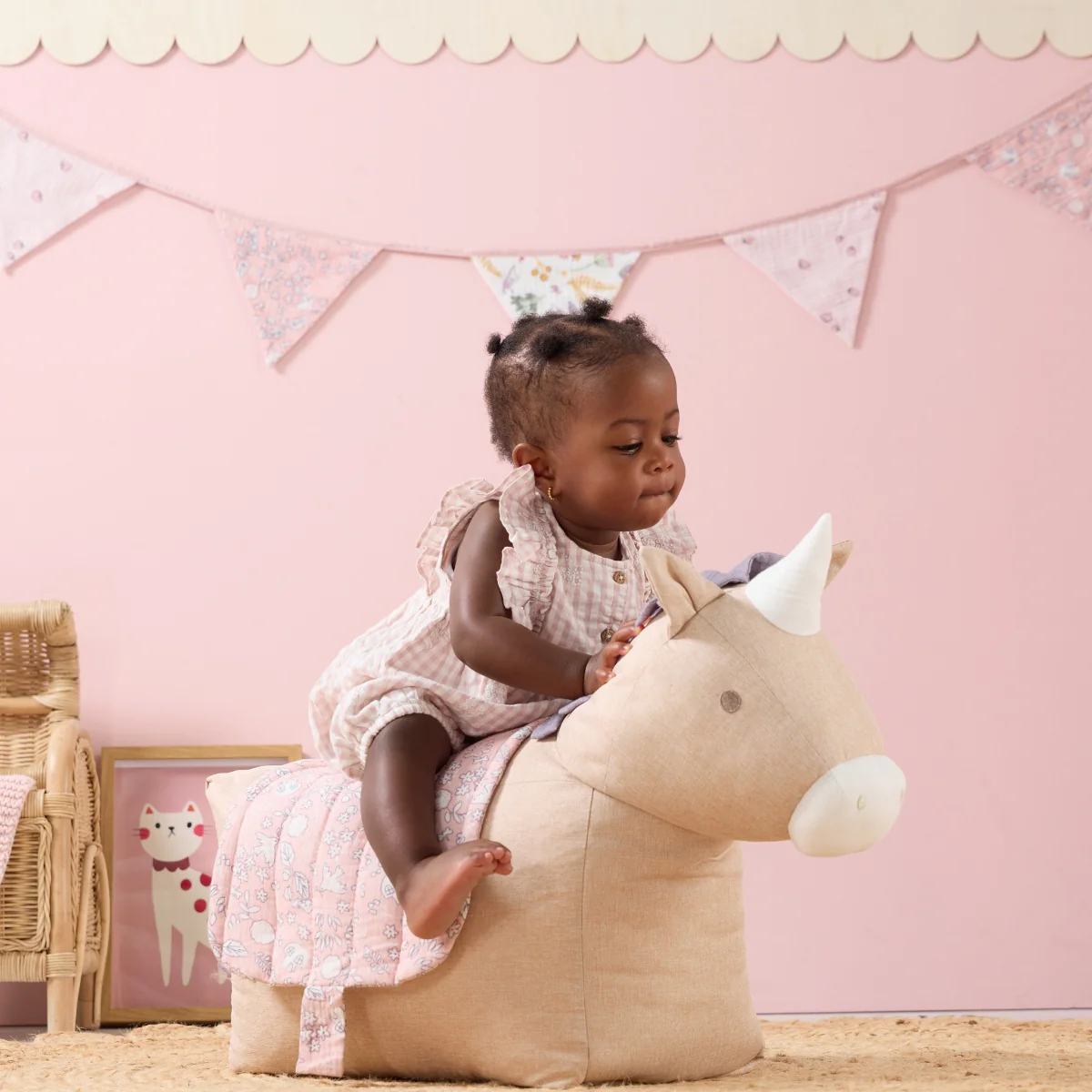 Ride-On Uma Unicorn Beanbag - Image 5