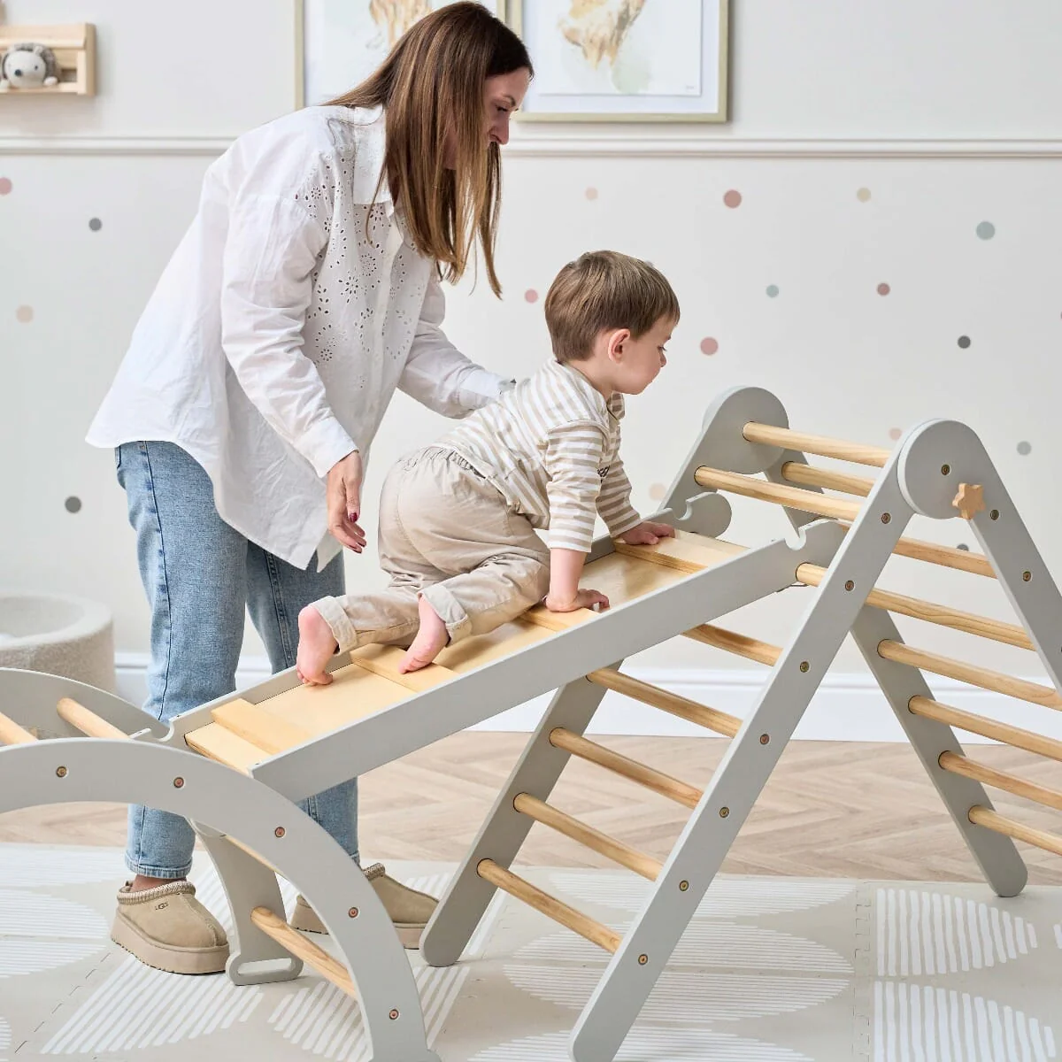 Scala Montessori 3-in-1 Pikler Climbing Frame with Climbing Wall - Image 4