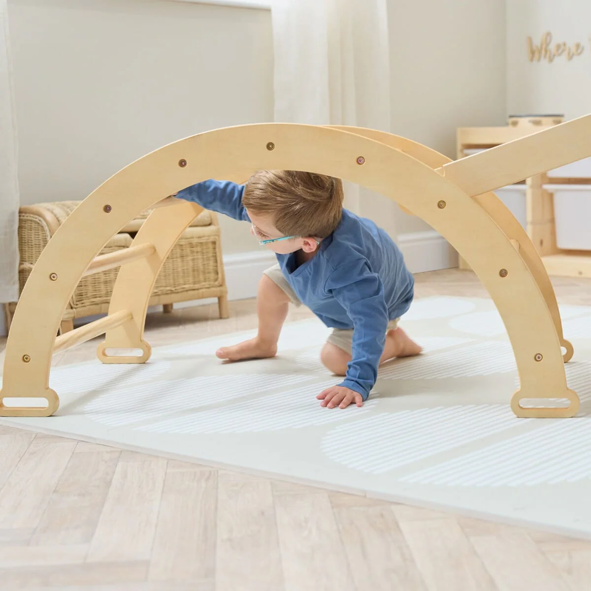 Scala Montessori 3-in-1 Pikler Climbing Frame with Climbing Wall - Image 5