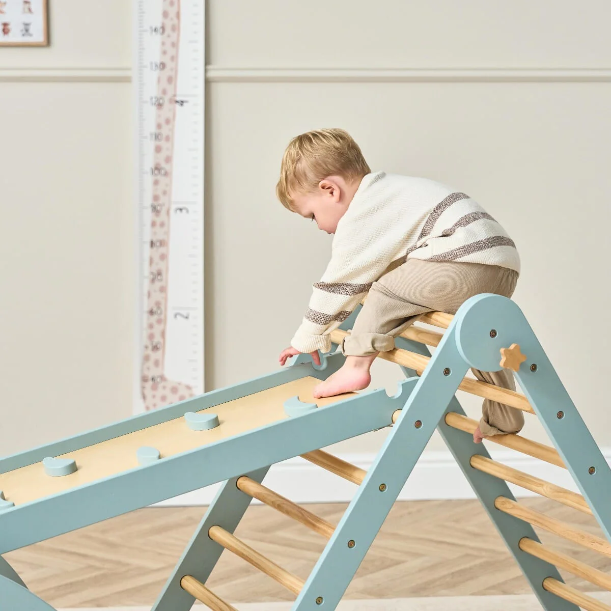 Scala Montessori 3 in 1 Pikler Climbing Frame with Climbing Wall - Image 5