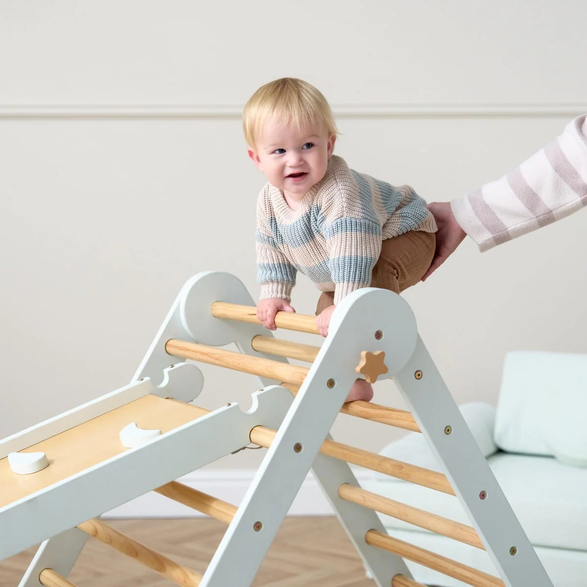 Scala Montessori 3 in 1 Pikler Climbing Frame with Climbing Wall - Image 4